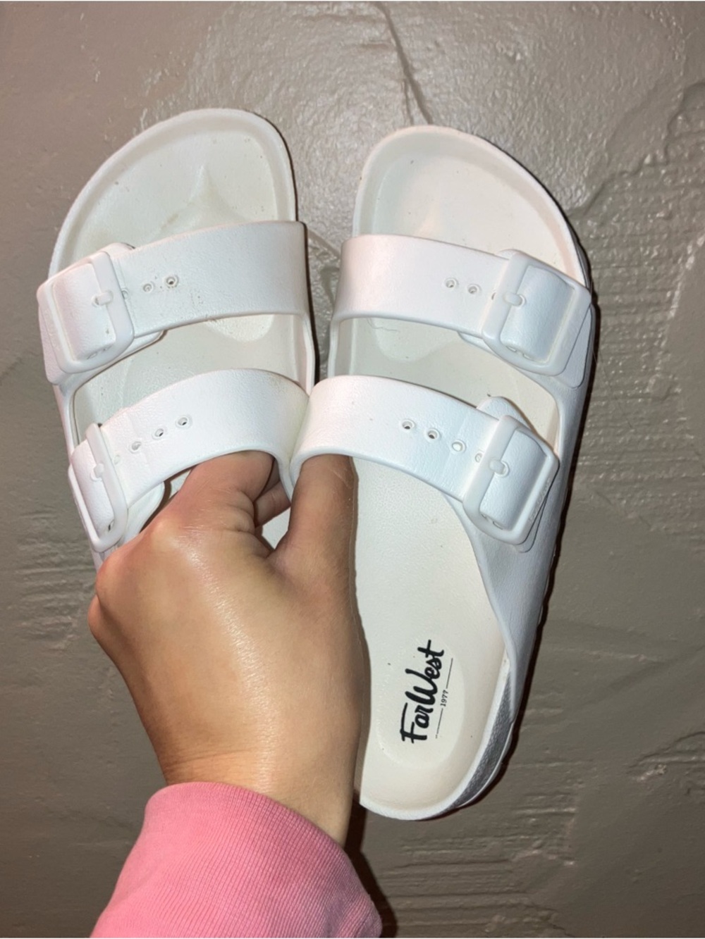FarWest Women's Osoyoos Eva White Double-Buckle Slide Sandals
